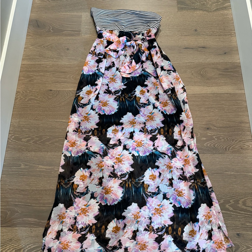 •Xhilaration Strapless Maxi Dress•